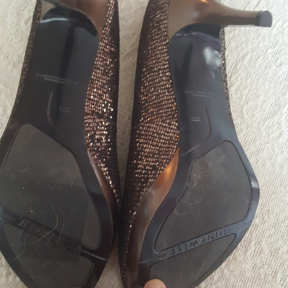Nine West Size 10M Bronze Metallic 4" Shoes - Picture 3 of 3